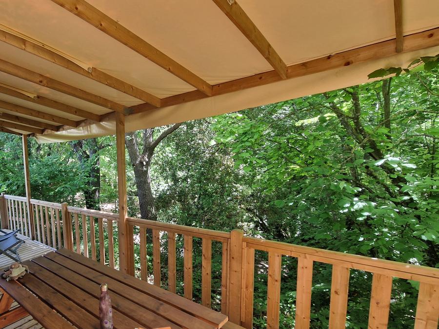 Mobilhome 6 personnes - HomeFlower 35m² PREMIUM 3 Chambres + terrasse semi-couverte + TV + Climatisation 6