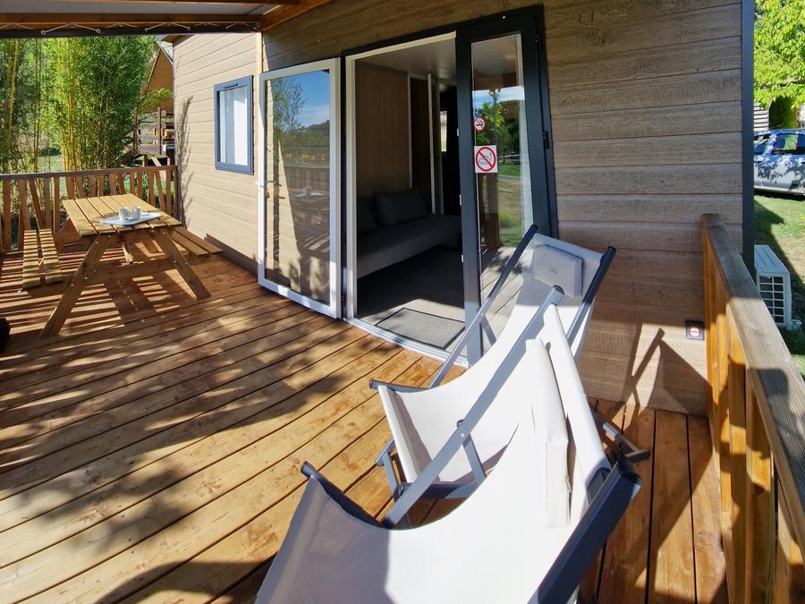 Chalet 5 personnes - Chalet Premium 28m² 2 chambres / terrasse semi-couverte / TV / climatisation 5