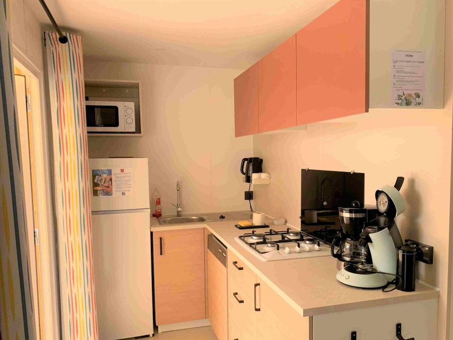Mobilhome 4 personnes - Premium 2 chambres 32m² Terrasse couverte 12m² + LV + TV 3