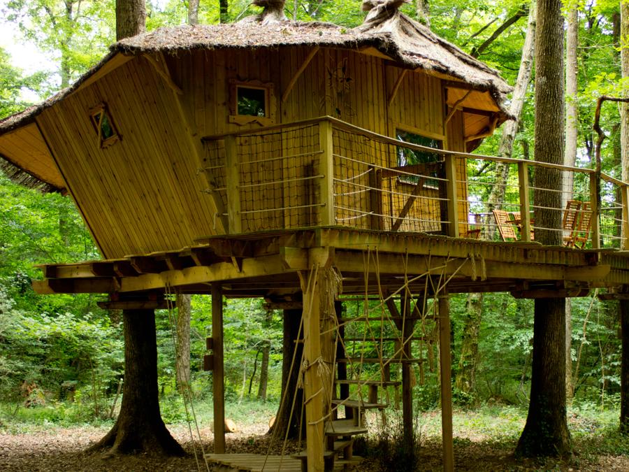 Hébergement 5 personnes - Cabane dans les arbres - Cabane des Lutins 6