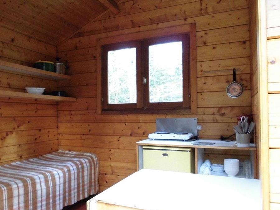Chalet 4 personnes - Cabanature 12m² - 1 chambre (sans sanitaires)/petite terrasse non couverte 2