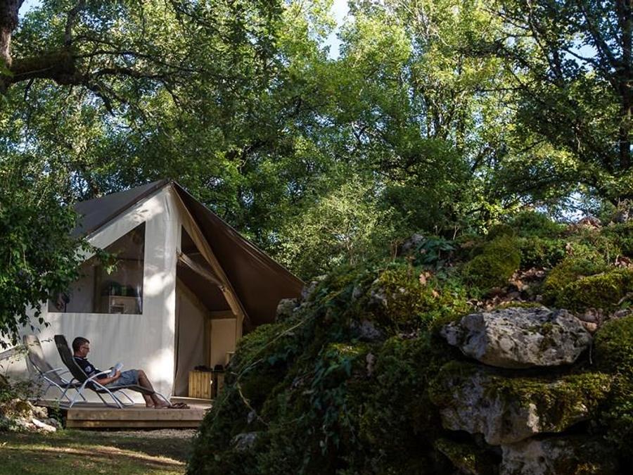 Tente en toile et en bois 4 personnes - Tente confort - 2 chambres - cuisine - sans sanitaires 4 pers. 7