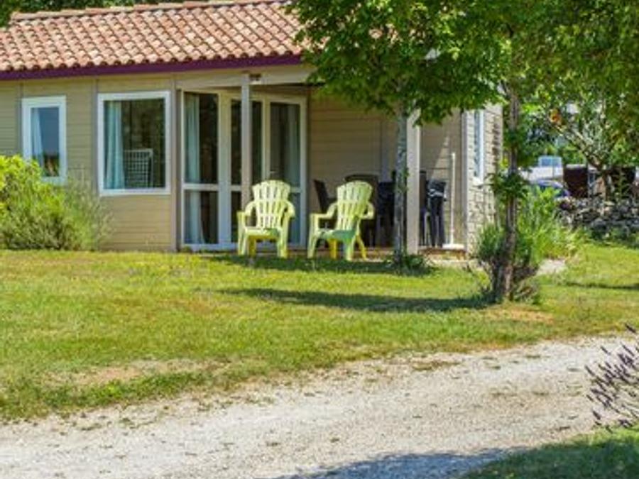 Chalet 4 personnes - CONFORT - 2 chambres - vue vallée 1