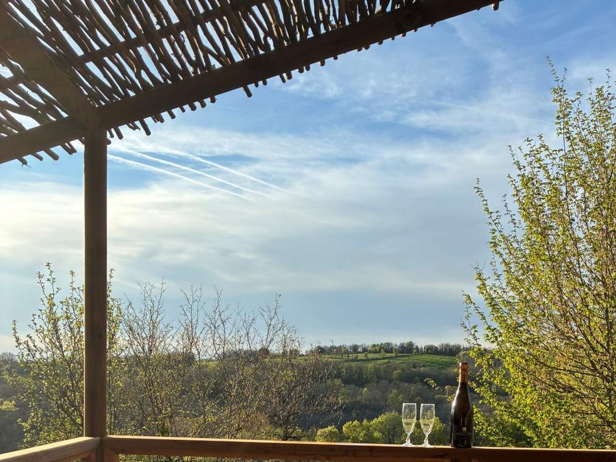 Hébergement 2 personnes - Cabane Minca Jacuzzi & Vue Vallée 1 chambre 4