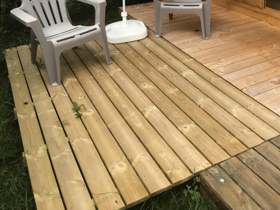 Bungalow 4 personnes - POD + chalet cuisine sans sanitaires (Animaux interdits) 2 adultes + 2 enfants 1