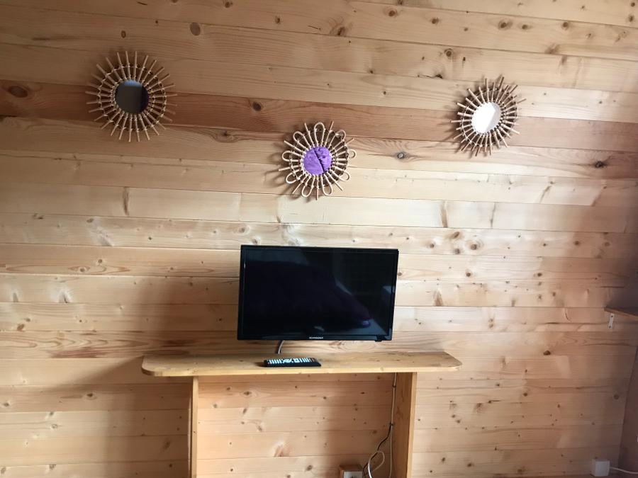 Bungalow 4 personnes - POD + chalet cuisine sans sanitaires (Animaux interdits) 2 adultes + 2 enfants 4