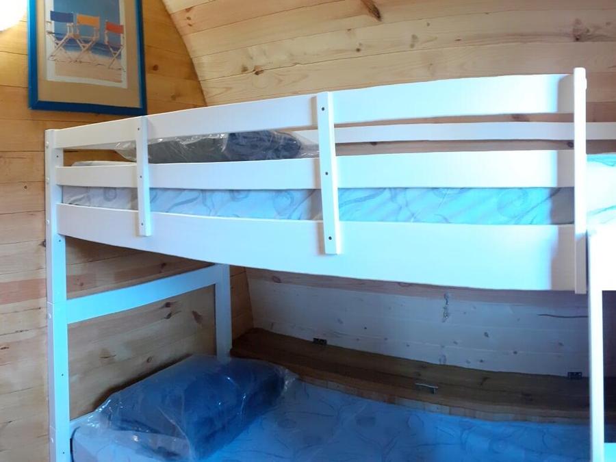 Bungalow 4 personnes - POD + chalet cuisine sans sanitaires (Animaux interdits) 2 adultes + 2 enfants 8