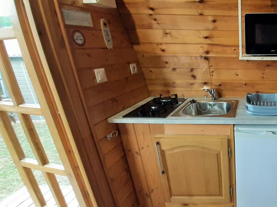 Bungalow 2 personnes - POD pour couple avec bébé sans sanitaires (Animaux interdits) 9