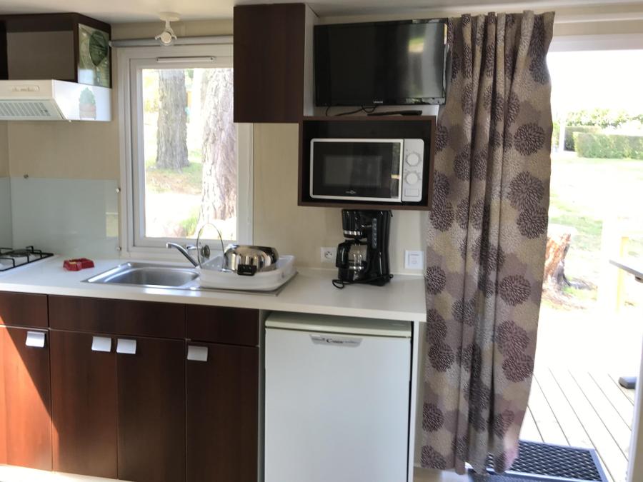 Mobilhome 2 personnes - STANDARD 20m² - sous les pins 2
