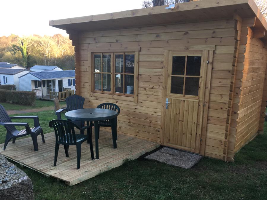 Chalet 2 personnes - 12 m2 sans sanitaires sans eau (Animaux non conseillés) 0