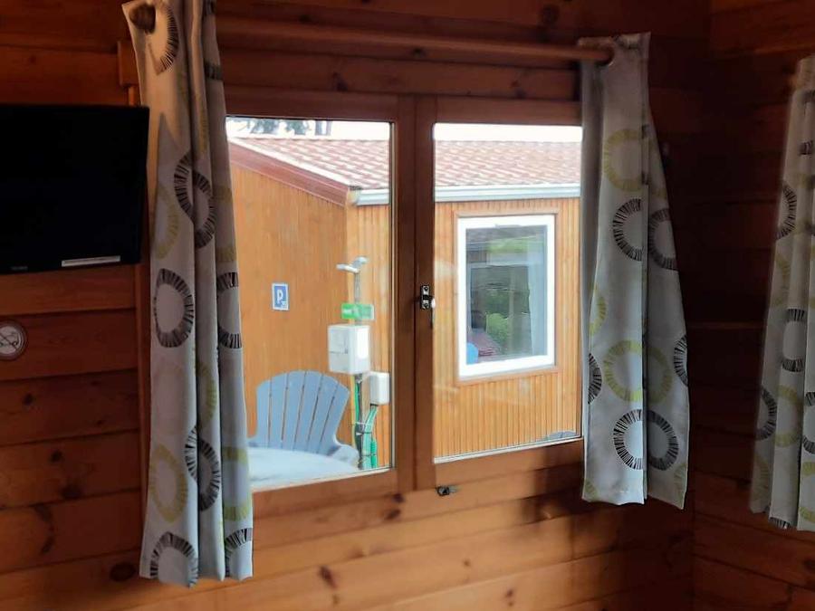 Chalet 2 personnes - 12 m2 sans sanitaires sans eau (Animaux non conseillés) 3