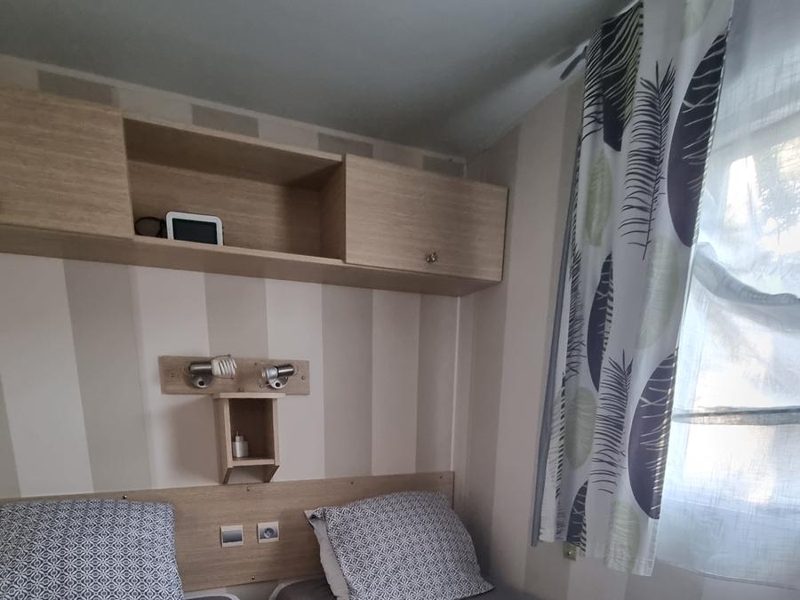 Mobilhome 6 personnes - 54 Résidence le lys 40m2 (2 salle de bains) +clim + LAVE VAISSELLE+TERRASSE COUVERTE 1/6 pers 5
