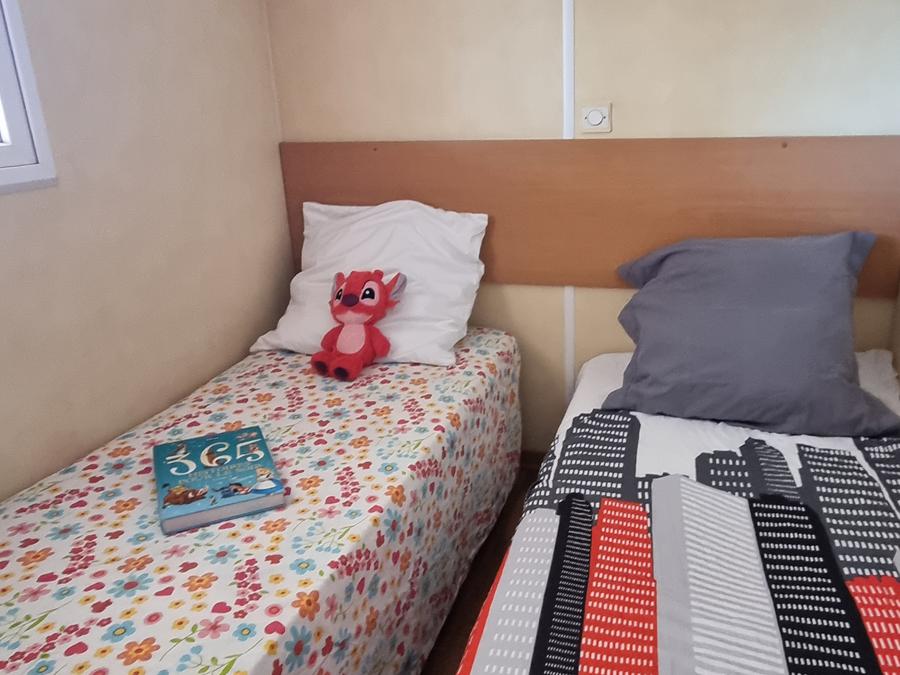 Mobilhome 6 personnes - 20 Résidence La Futaie 32m2 Terrasse Couverte , 3 chambres, lave vaisselle + Télévision 1/6 pers 6