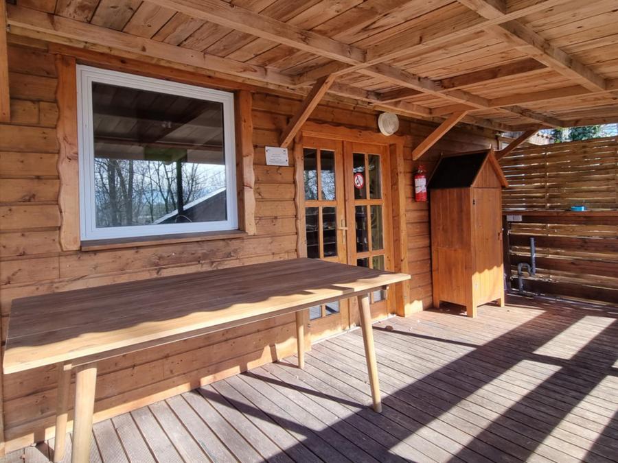 Chalet 5 personnes - 12 CHALET L'Amarylis 35m² + lave vaisselle +Terrasse COUVERTE +Télévision 1/5 pers 9