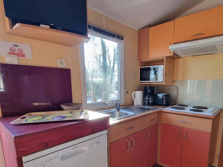 Mobilhome 6 personnes - 07 Résidence La Garenne, 32m2, 3chambres, clim + Terrasse Couverte + télévision + Lave-vaisselle 1/6 pers 2