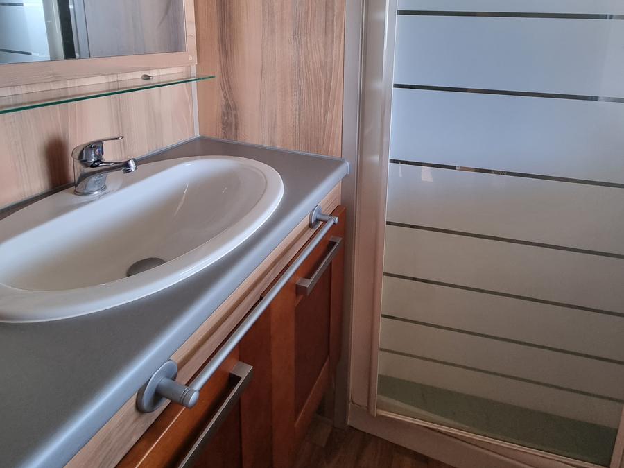 Mobilhome 4 personnes - 36 Résidence les genêts 32M2, Terrasse Couverte, Télevision + Lave Vaisselle 1/4 pers 6