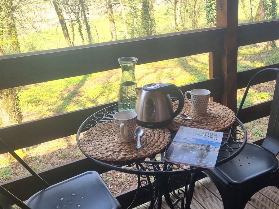 Chalet 2 personnes - 72 La Cabane En tête à tête 35M2 2 Pers Suite parentale + Terrasse couverte + Télé 2 pers 7