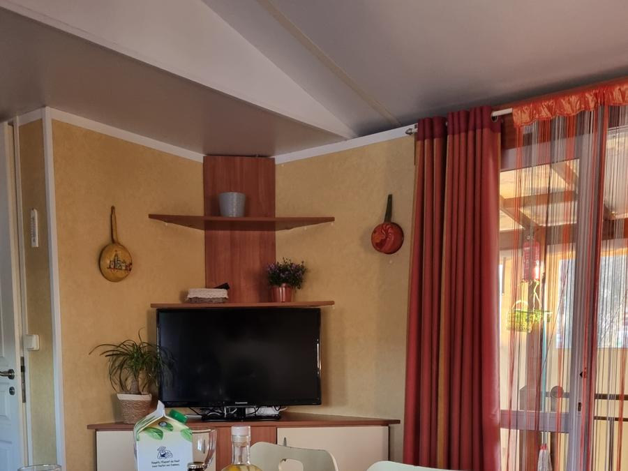 Mobilhome 6 personnes - 63 Résid de la FORÊT Terrasse couverte, lave vaisselle + climatisation + Télévision 1/6 pers 3