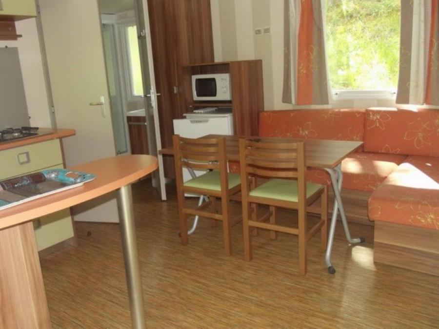 Mobilhome 5 personnes - Mobil Home 2 chambres 5 personnes sans Clim 1