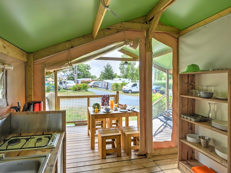 Tente en toile et en bois 4 personnes - FreeFlower 22m² 2 ch - 1 SDB (2016) 4 pers 3