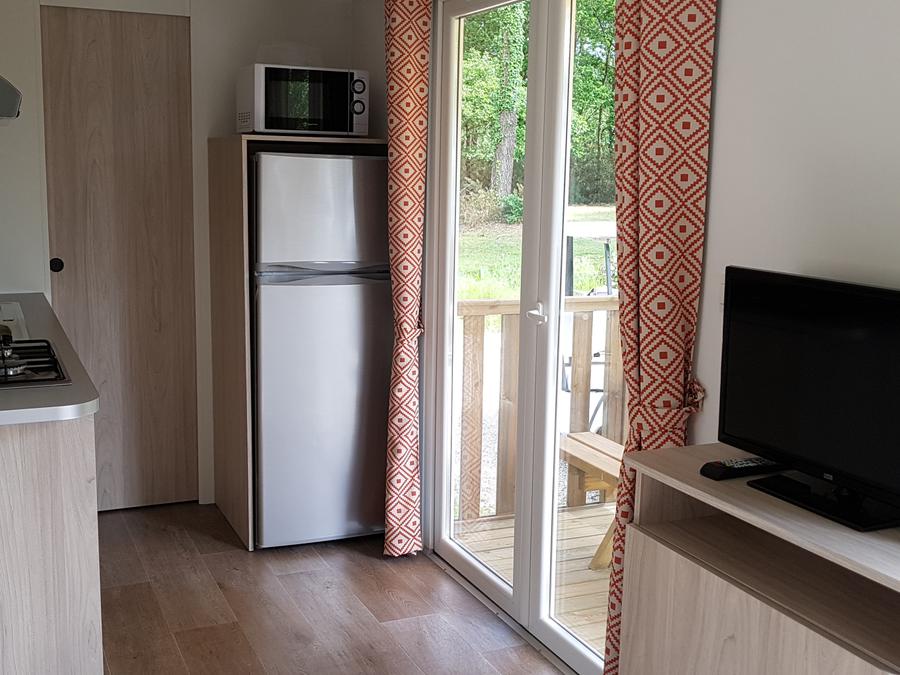 Mobilhome 4 personnes - Confort - 29m² - 2 chambres - terrasse semi couverte 2