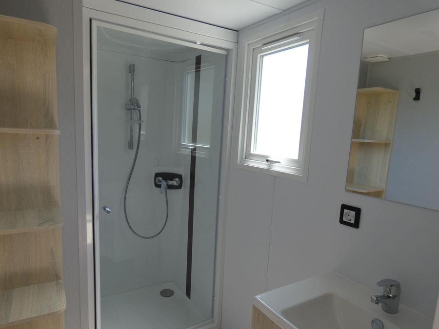 Mobilhome 4 personnes - 2 chambres. 15