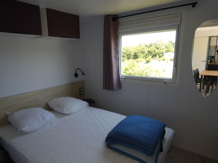 Mobilhome 4 personnes - 2 chambres. 14