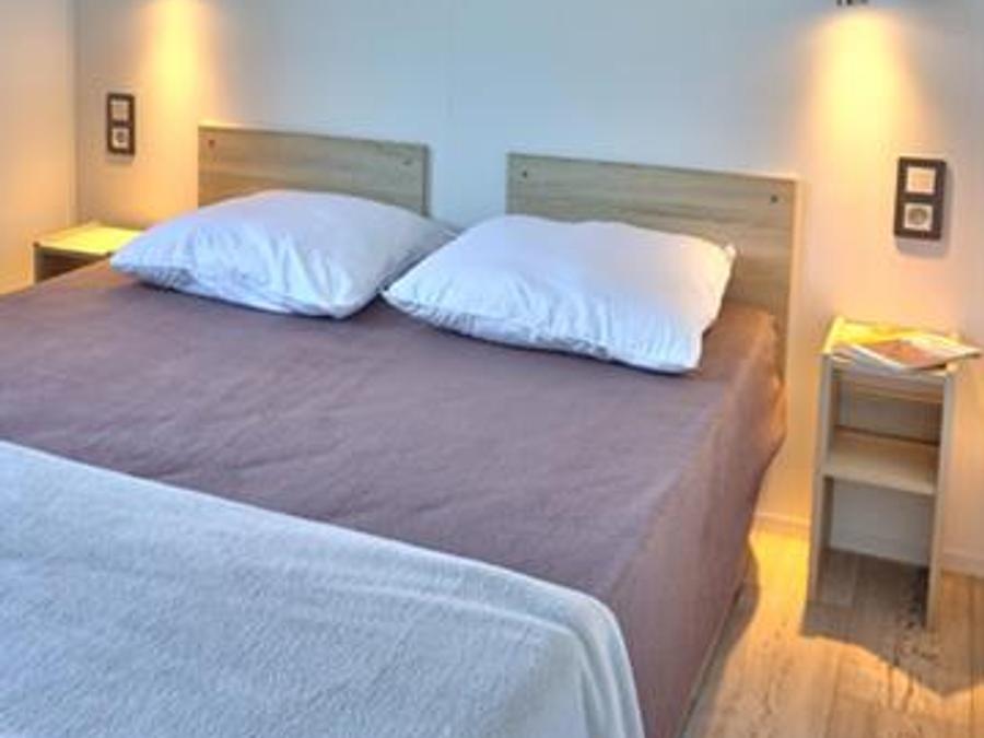 Mobilhome 4 personnes - 2 chambres. 5