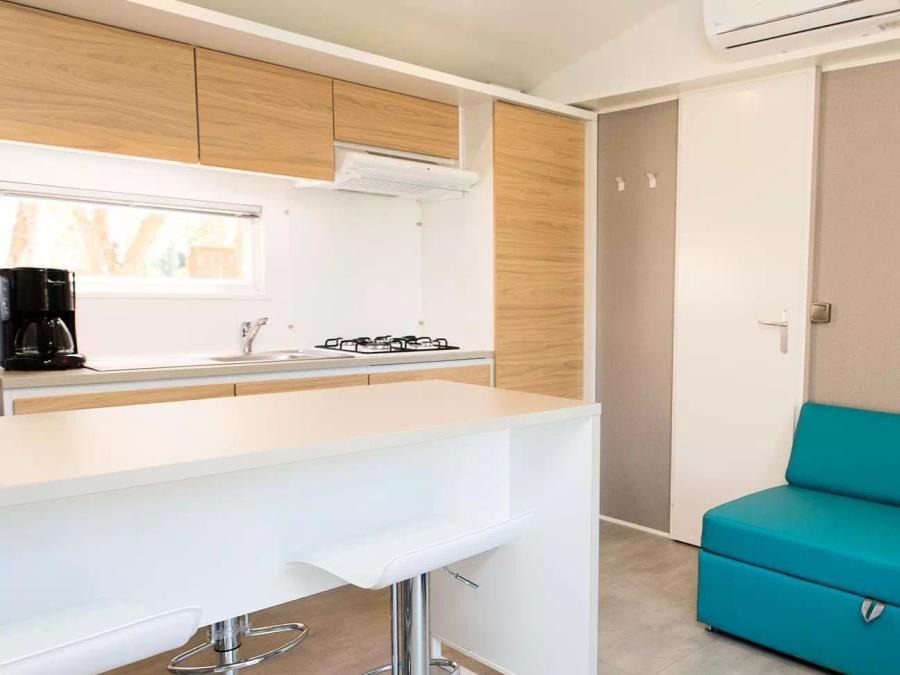 Mobilhome 6 personnes - 3 Pièces 6 Personnes Climatisé + TV (4 adultes + 2 enfants -12 ans max) 10