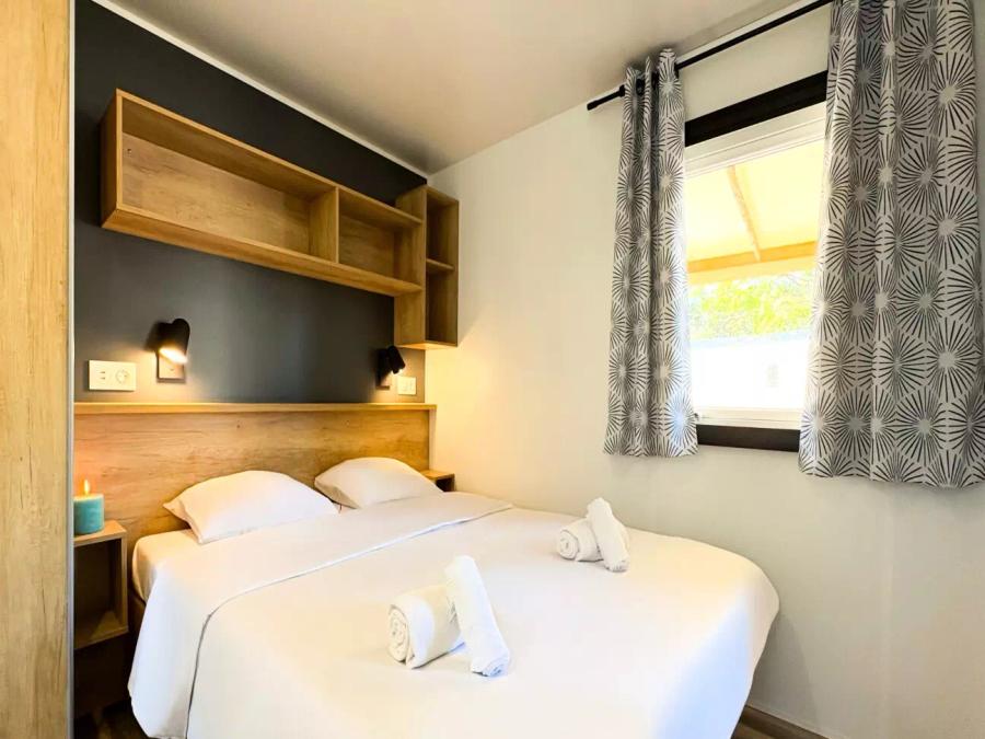 Mobilhome 6 personnes - 3 Pièces 6 Personnes Climatisé + TV (4 adultes + 2 enfants -12 ans max) (dimanche) 19