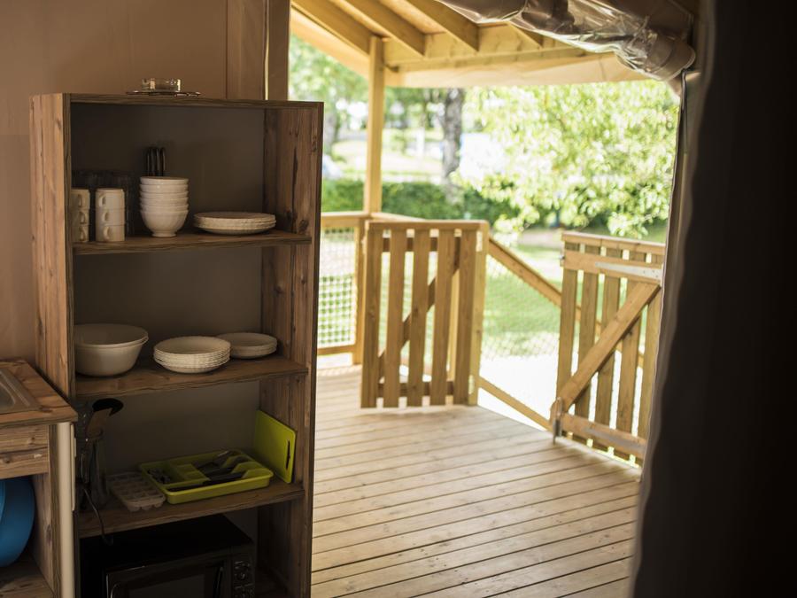 Tente en toile et en bois 5 personnes - CABANE PILOTIS 3