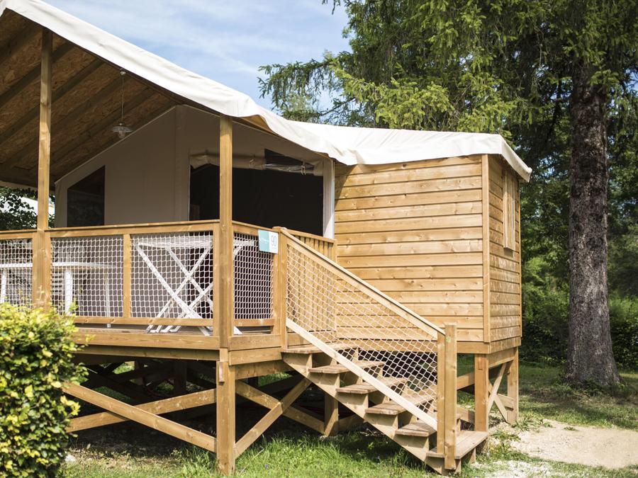 Tente en toile et en bois 5 personnes - CABANE PILOTIS 0