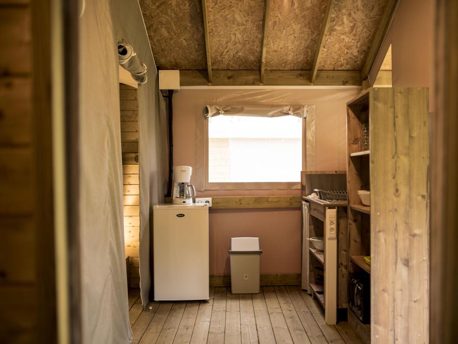 Tente en toile et en bois 5 personnes - CABANE PILOTIS 2