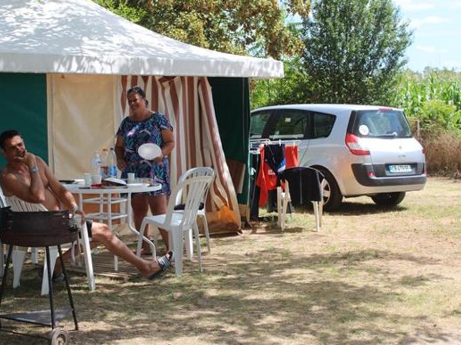 Bungalow toilé 5 personnes - Sans sanitaire 1