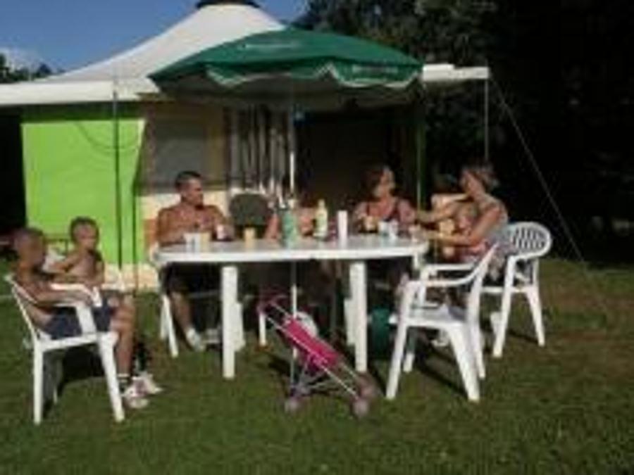 Bungalow toilé 5 personnes - Sans sanitaire 11