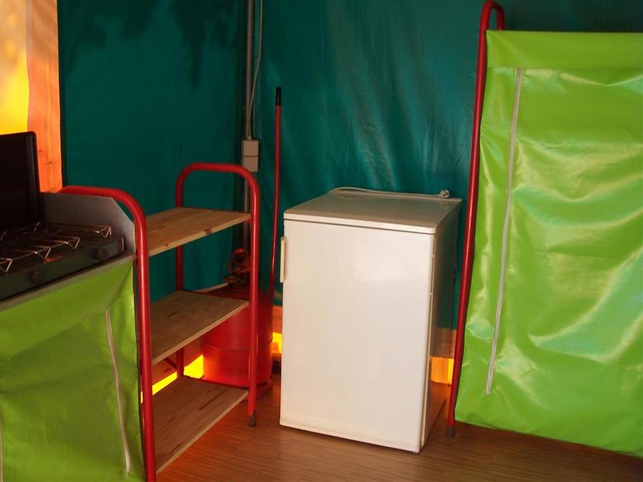Bungalow toilé 5 personnes - Sans sanitaire 2