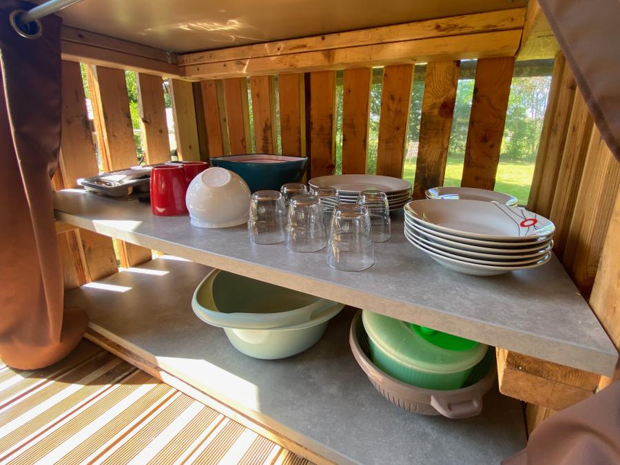 Tente 2 personnes - CABANE PERCHEE 2 PERS +possibilité tente sup (cabane sur pilotis) - sans sanitaires 4