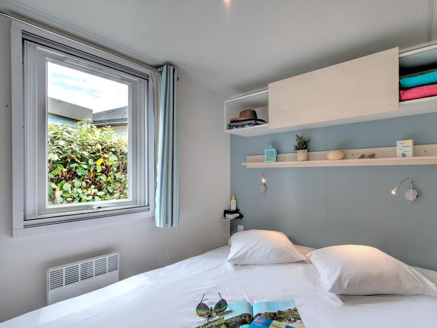 Mobilhome 4 personnes - Homeflower Premium 29m² (2 chambres) + CLIM + terrasse semi-couverte + TV + draps + serviettes 4 pers. 5