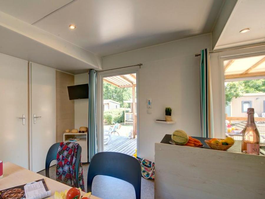 Mobilhome 6 personnes - Homeflower Premium 35m² (3 chambres) + CLIM + terrasse semi-couverte + TV + draps + serviettes 6 pers. 1