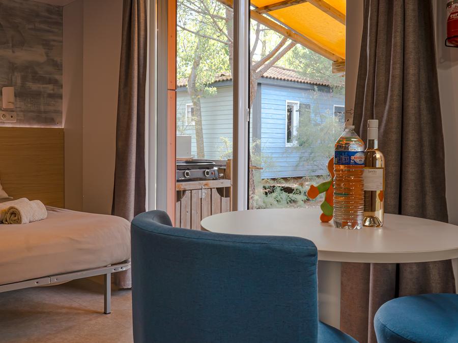 Mobilhome 2 personnes - 09 - TAOS LUXE STUDIO - Oustalet 1