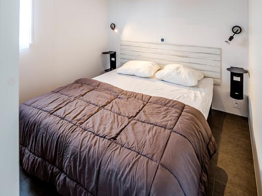 Mobilhome 6 personnes - Limousin Confort 36m² (3 ch -6pers) + terrasse couverte + TV + lave-vaisselle 6