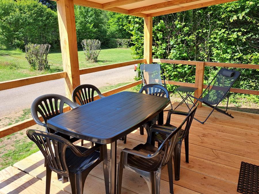Mobilhome 6 personnes - Limousin Confort 36m² (3 ch -6pers) + terrasse couverte + TV + lave-vaisselle 10