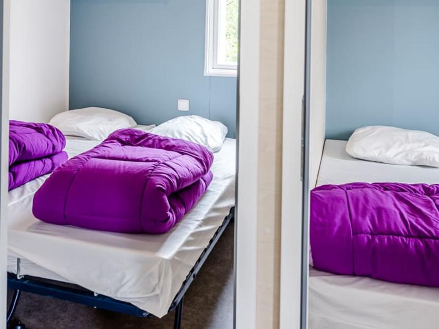 Mobilhome 6 personnes - Limousin Confort 36m² (3 ch -6pers) + terrasse couverte + TV + lave-vaisselle 9