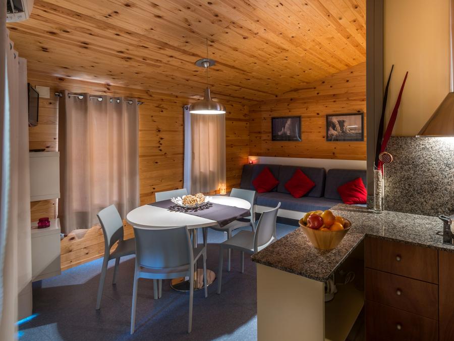 Bungalow 5 personnes - BUNGALOW STEL 5+ Climatisation + Voiture 5 pers 1
