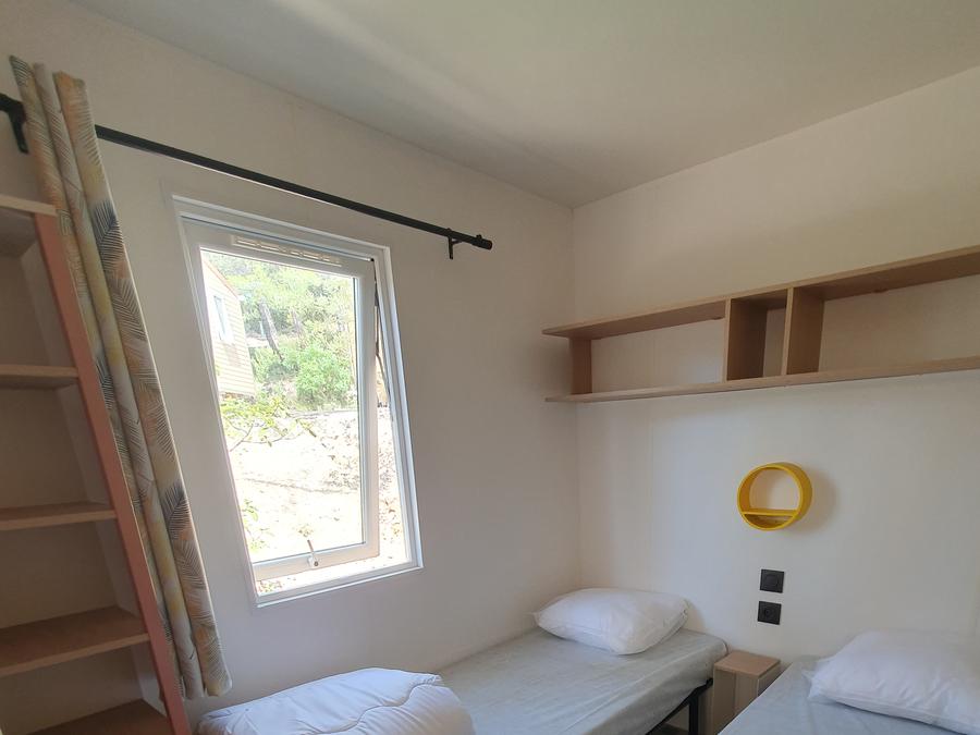 Mobilhome 4 personnes - Climatisé 2 chambres jusqu'à 4 personnes 4