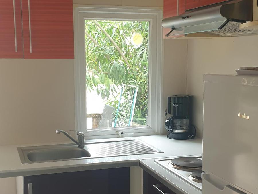 Mobilhome 4 personnes - Confort 24m² 2 chambres + terrasse sur pilotis 6