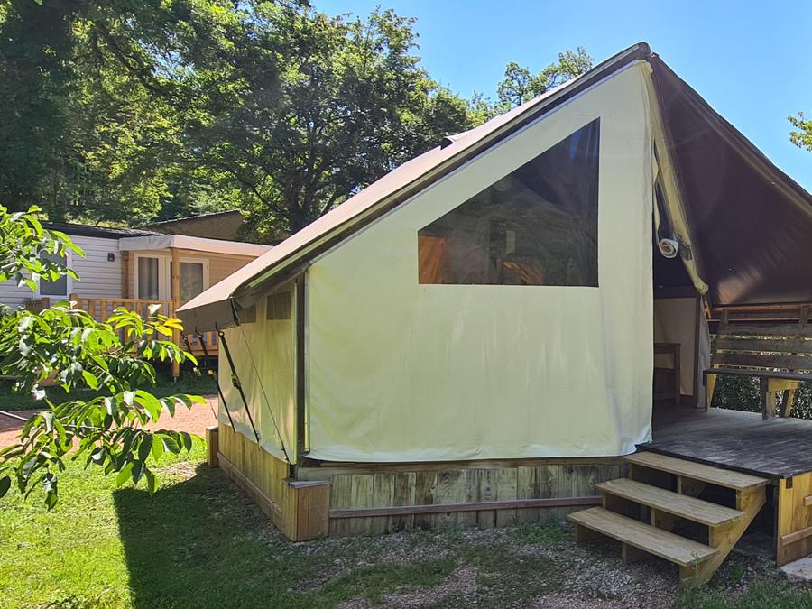 Bungalow toilé 4 personnes - STYLE JUNIOR (Sans sanitaires) 0