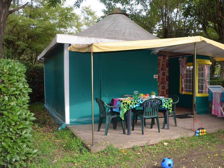Bungalow toilé 4 personnes - Tentes Toilées Standard 25m² 2 chambres sans sanitaire 4 pers 0