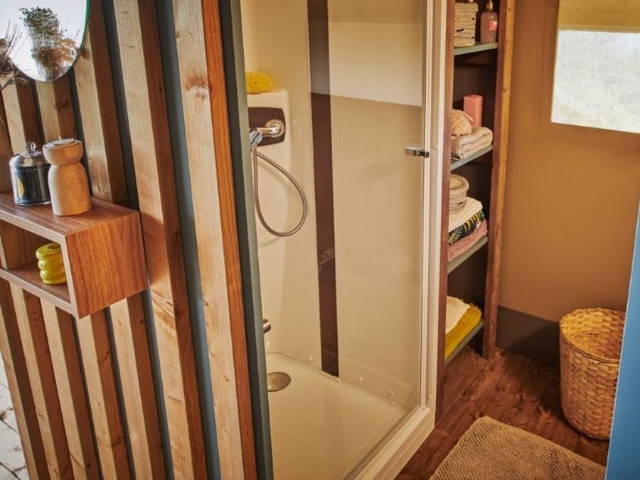 Tente en toile et en bois 4 personnes - CABANE LODGE 6