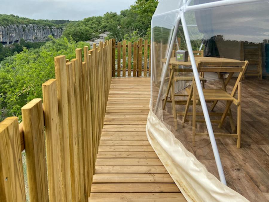 Hébergement 4 personnes - Bulle Insolite et SPA Premium Sérénité 1